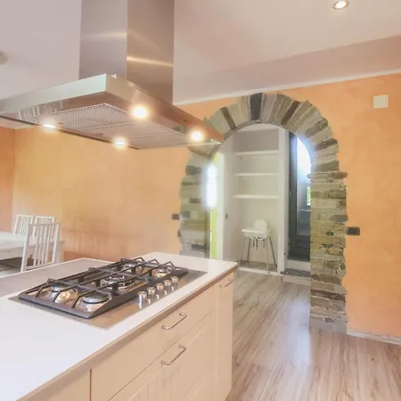 Holiday home Glicine